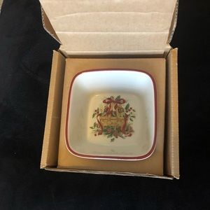 Longaberger Natures Garland vintage bowl holiday